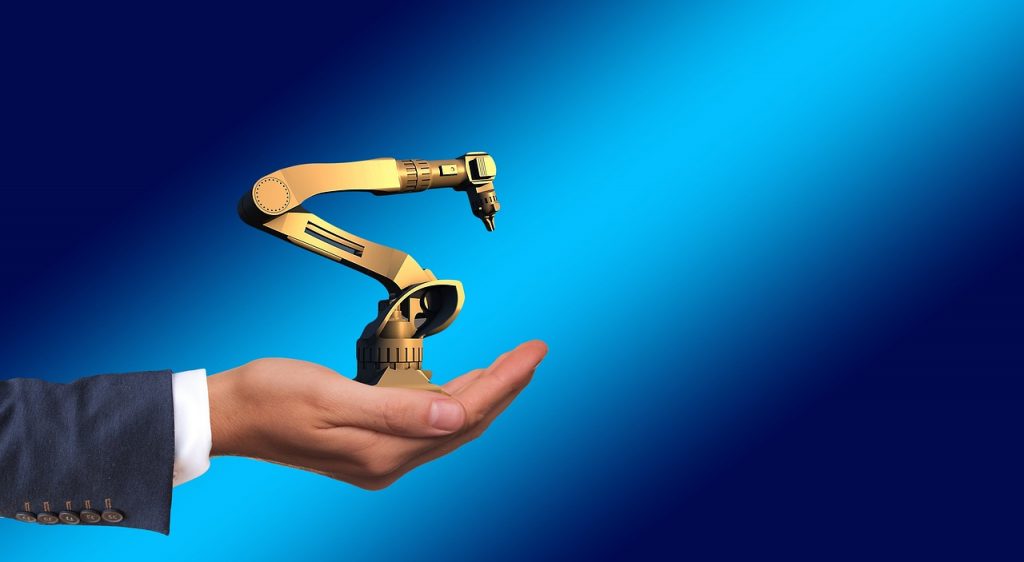 물리적 로봇을 활용한 자동화 솔루션으로 아이윈플러스 사업 확장